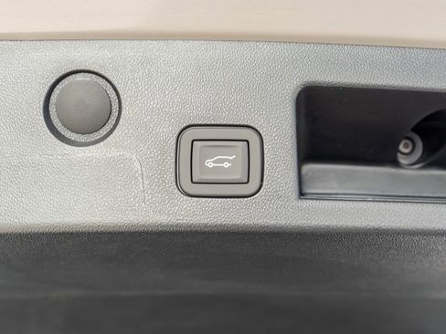 New 2026 GMC Terrain AT4 AWD/4WD image 32