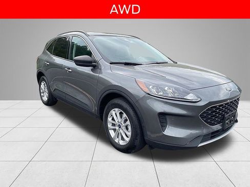 Used 2022 Ford Escape SE w/ Convenience Package AWD/4WD image 3