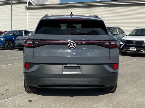 Certified 2023 Volkswagen ID.4 Pro image 4