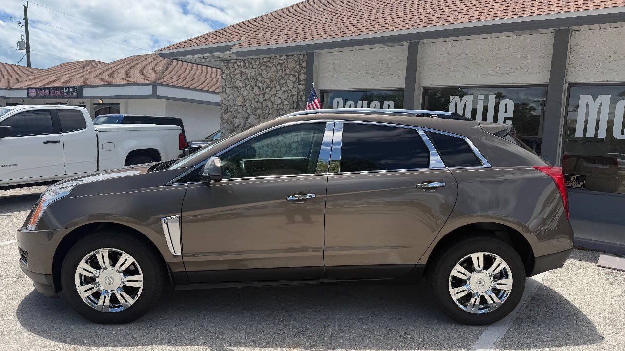 Used 2014 Cadillac SRX Luxury w/ Driver Awareness Package FWD image 8