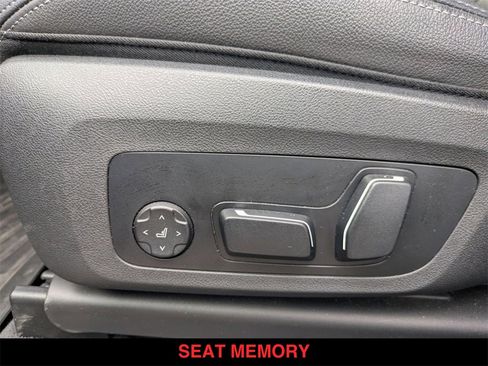 Certified 2024 BMW X3 xDrive30i w/ Premium Package w/ZPA image 9