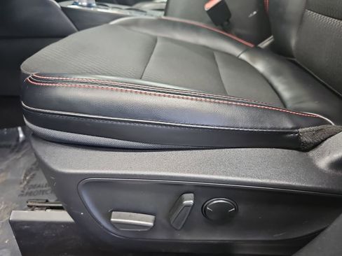 Used 2025 Ford Escape ST-Line image 27