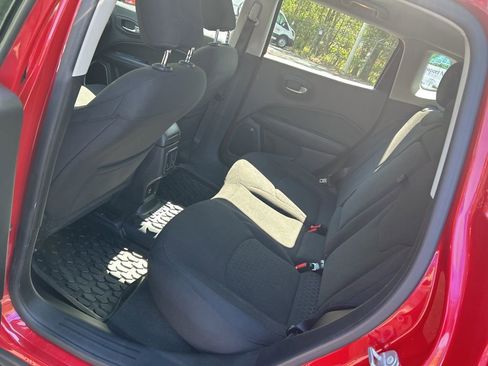 Used 2021 Jeep Compass Sport FWD image 26