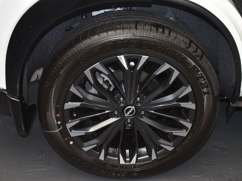 New 2026 Nissan Rogue Platinum w/ Platinum Premium Package image 5