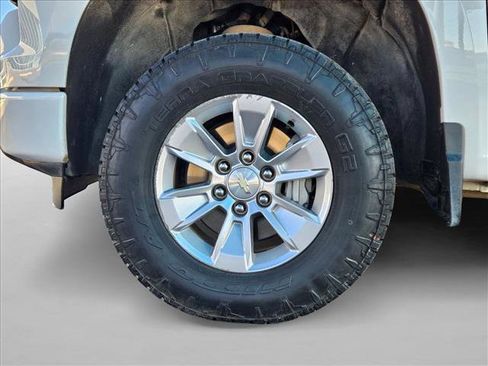 Certified 2024 Chevrolet Silverado 1500 Custom image 21