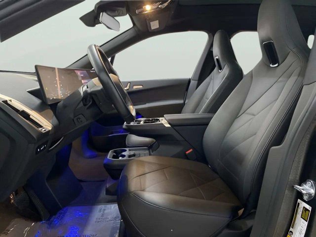 Used 2024 BMW iX xDrive50 w/ Premium Package AWD/4WD image 40