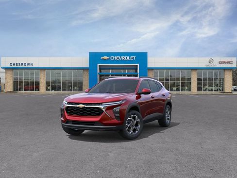 New 2026 Chevrolet Trax LT w/ Sunroof Package FWD image 8