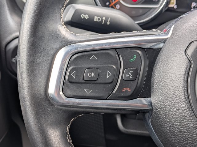 Used 2022 Jeep Wrangler Unlimited Sahara AWD/4WD image 22