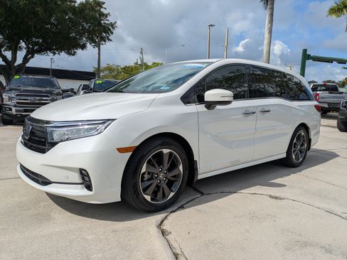 Used 2023 Honda Odyssey Elite image 7