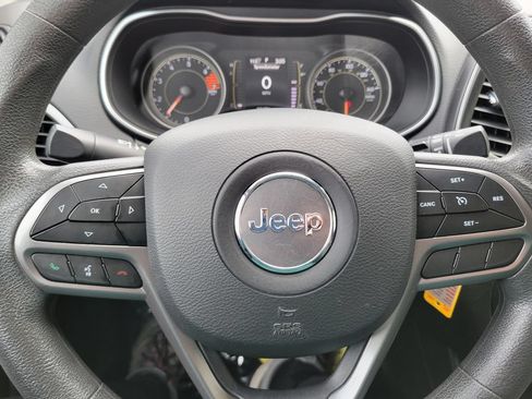 Used 2021 Jeep Cherokee Latitude AWD/4WD image 30