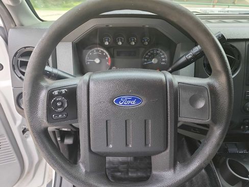 Used 2015 Ford F250 XL RWD image 14