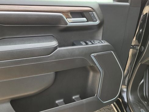 Used 2023 Chevrolet Silverado 1500 RST w/ Redline Edition image 19