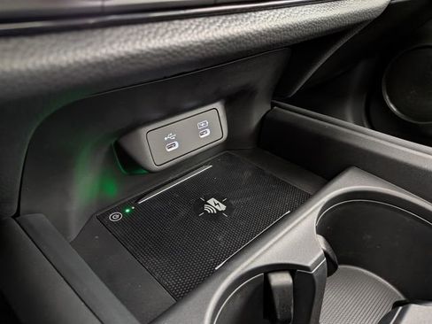 New 2026 Honda HR-V EX-L image 9