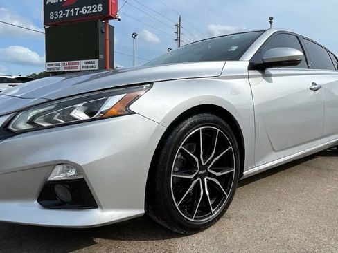 Used 2019 Nissan Altima 2.5 SL image 4