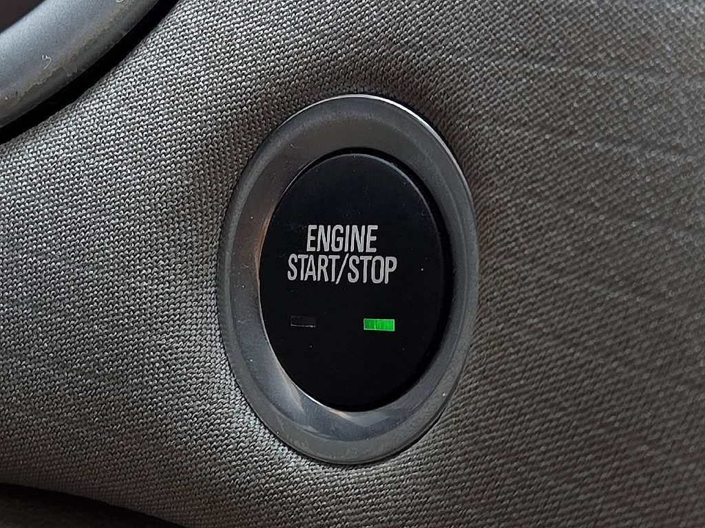 Used 2025 Chevrolet Malibu LT FWD image 16