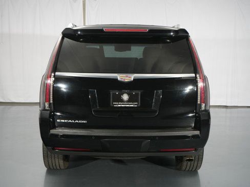 Used 2020 Cadillac Escalade Luxury image 20