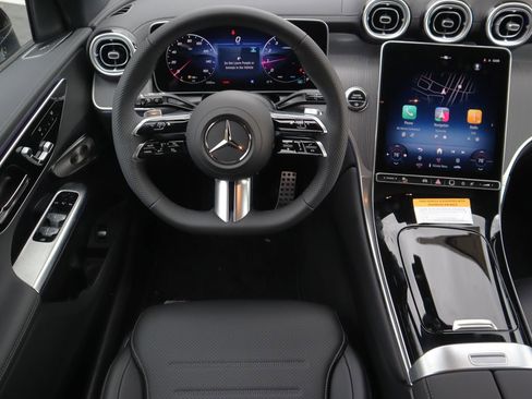 New 2026 Mercedes-Benz GLC 300 4MATIC image 11