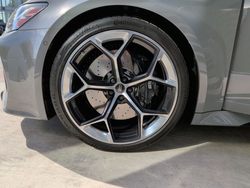 Used 2024 Audi RS 6 performance image 13