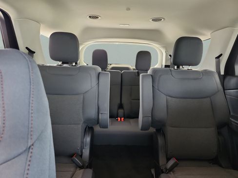 New 2026 Ford Explorer Active RWD image 17