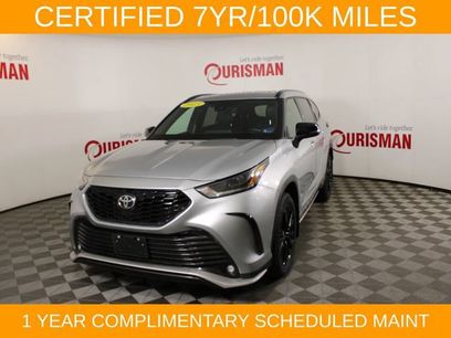 Used 2023 Toyota Highlander XSE
