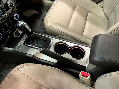 Used 2011 Ford Fusion SEL w/ 301A Rapid Spec Order Code FWD image 18