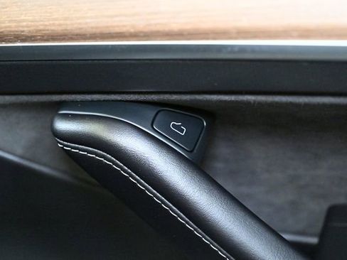 Used 2023 Tesla Model 3 Standard Range RWD image 56