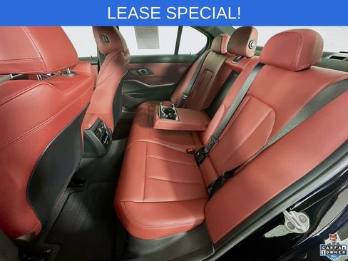 Used 2025 BMW 330i xDrive Sedan w/ Premium Package image 32