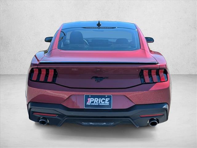 Used 2025 Ford Mustang Coupe RWD image 6