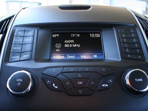 Used 2018 Ford Edge SEL AWD/4WD image 18