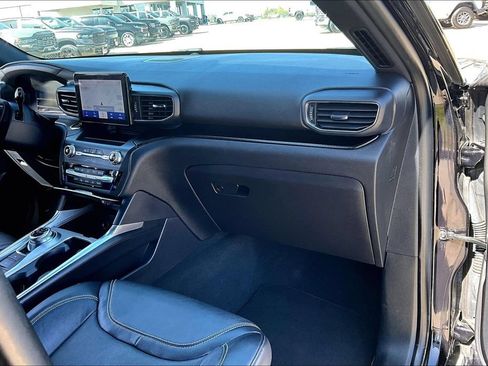 Used 2020 Ford Explorer ST AWD/4WD image 16