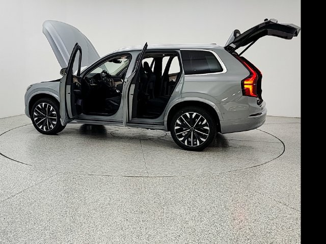 New 2027 Volvo XC90 B5 Plus AWD/4WD image 12