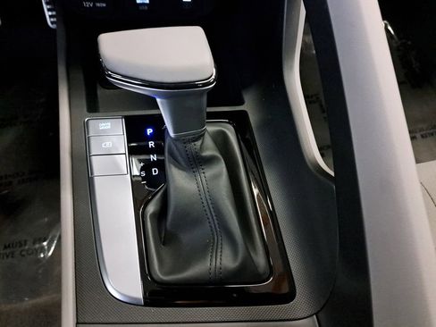 New 2025 Hyundai Elantra Sport image 25