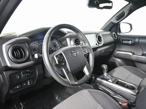 Used 2023 Toyota Tacoma TRD Off-Road image 22