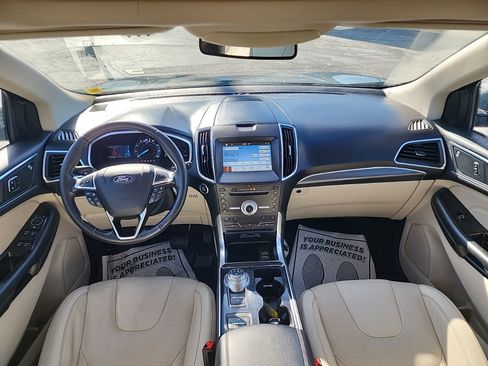 Used 2019 Ford Edge Titanium w/ Equipment Group 301A AWD/4WD image 26