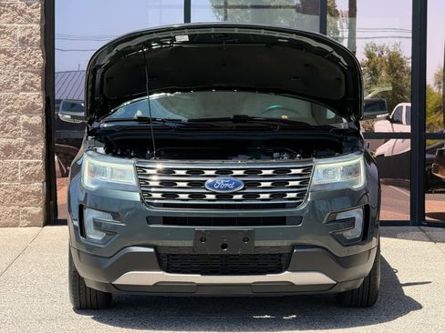 Used 2016 Ford Explorer XLT w/ Equipment Group 202A FWD image 21