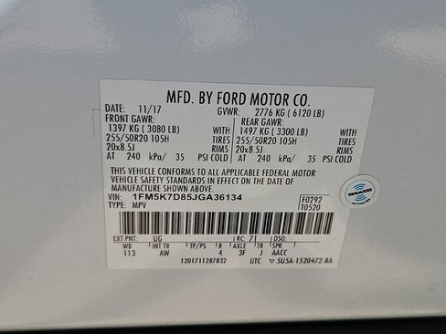 Used 2018 Ford Explorer XLT w/ Equipment Group 202A FWD image 35