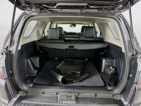 Used 2021 Toyota 4Runner Limited AWD/4WD image 27