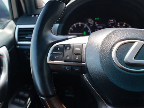 Used 2023 Lexus GX 460 Luxury w/ Off Road Package AWD/4WD image 22