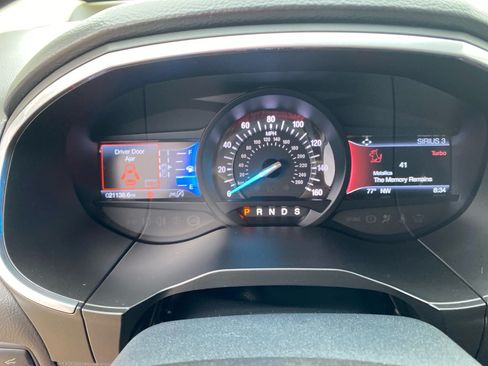 Used 2019 Ford Edge Titanium w/ Cold Weather Package AWD/4WD image 20