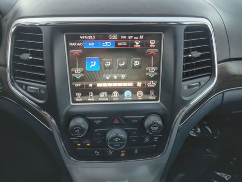 Used 2014 Jeep Grand Cherokee Overland w/ Advanced Technology Group image 4
