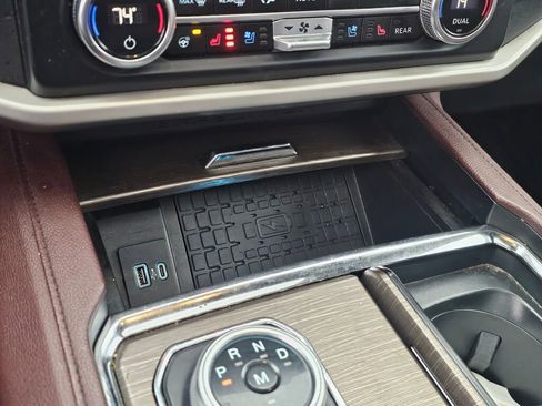 Used 2024 Ford Expedition Max Limited image 29