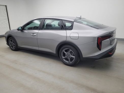 Used 2025 Kia K4 LXS image 3