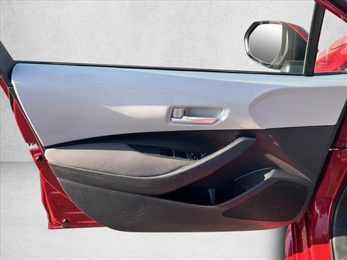 Certified 2020 Toyota Corolla LE image 10