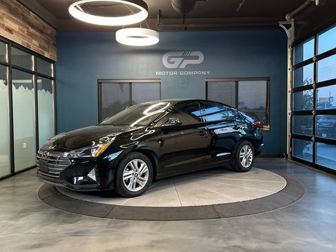 Used 2020 Hyundai Elantra Value Edition w/ Cargo Package (C1) FWD image 7