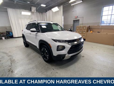 Certified 2023 Chevrolet TrailBlazer LT image 2