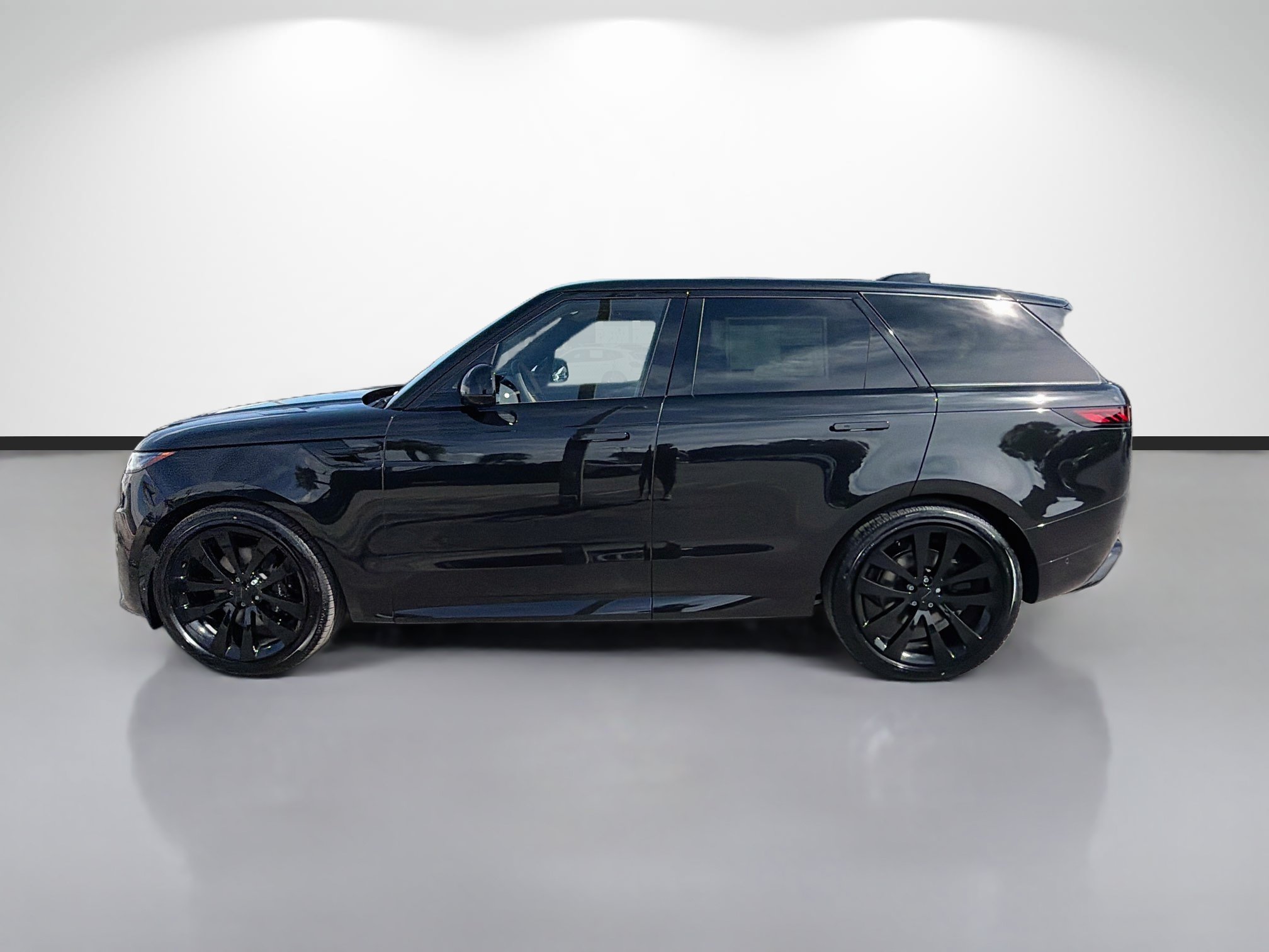 New 2027 Land Rover Range Rover Sport Dynamic SE AWD/4WD image 2