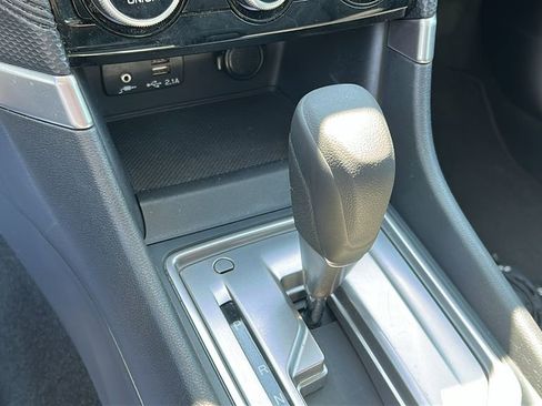 Used 2023 Subaru Forester Premium image 18