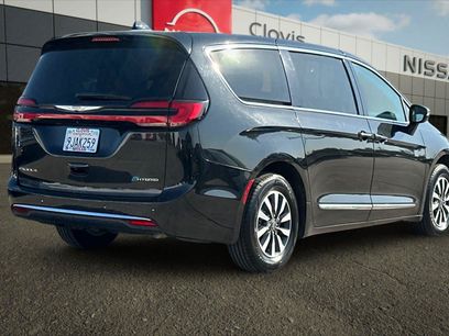 Used 2023 Chrysler Pacifica Limited