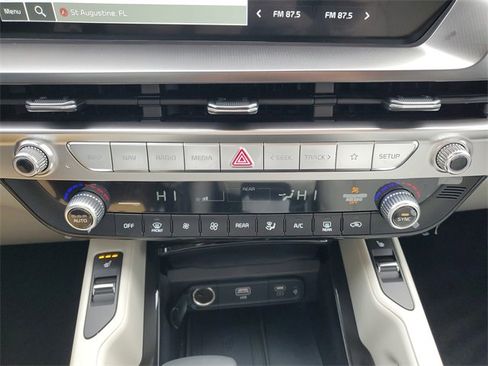 New 2025 Kia Telluride S image 35