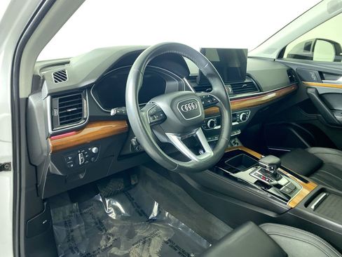 Used 2021 Audi Q5 Prestige w/ Prestige Package image 23